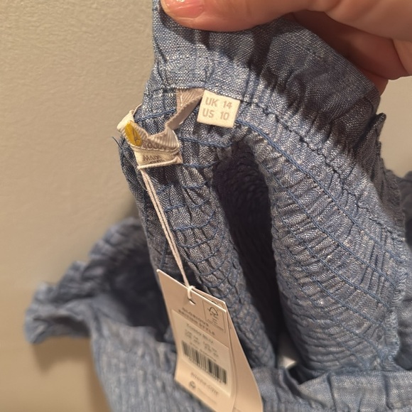 NWT Boden Carrie Light Blue Smocked Linen Blouse US10 - Picture 5 of 7